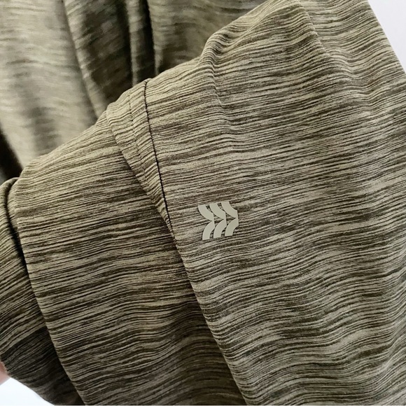 Like New All in Motion Women’s High Rise Wide Leg Dark Green Pants Size XXL - Picture 5 of 7